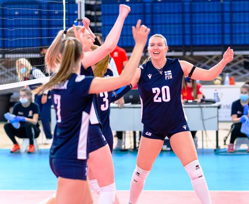 Yasmine Madsen (Nummer 20) bereitet sich mit der finnischen Nationalmannschaft auf die EM-Qualifikation vor. Foto: Privat